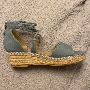Steve Madden platform sandals size 5